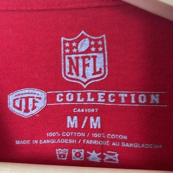 Men's Nike Heather Maroon New England Patriots Rewind Logo Tri-Blend T-Shirt - Picture 4 of 7